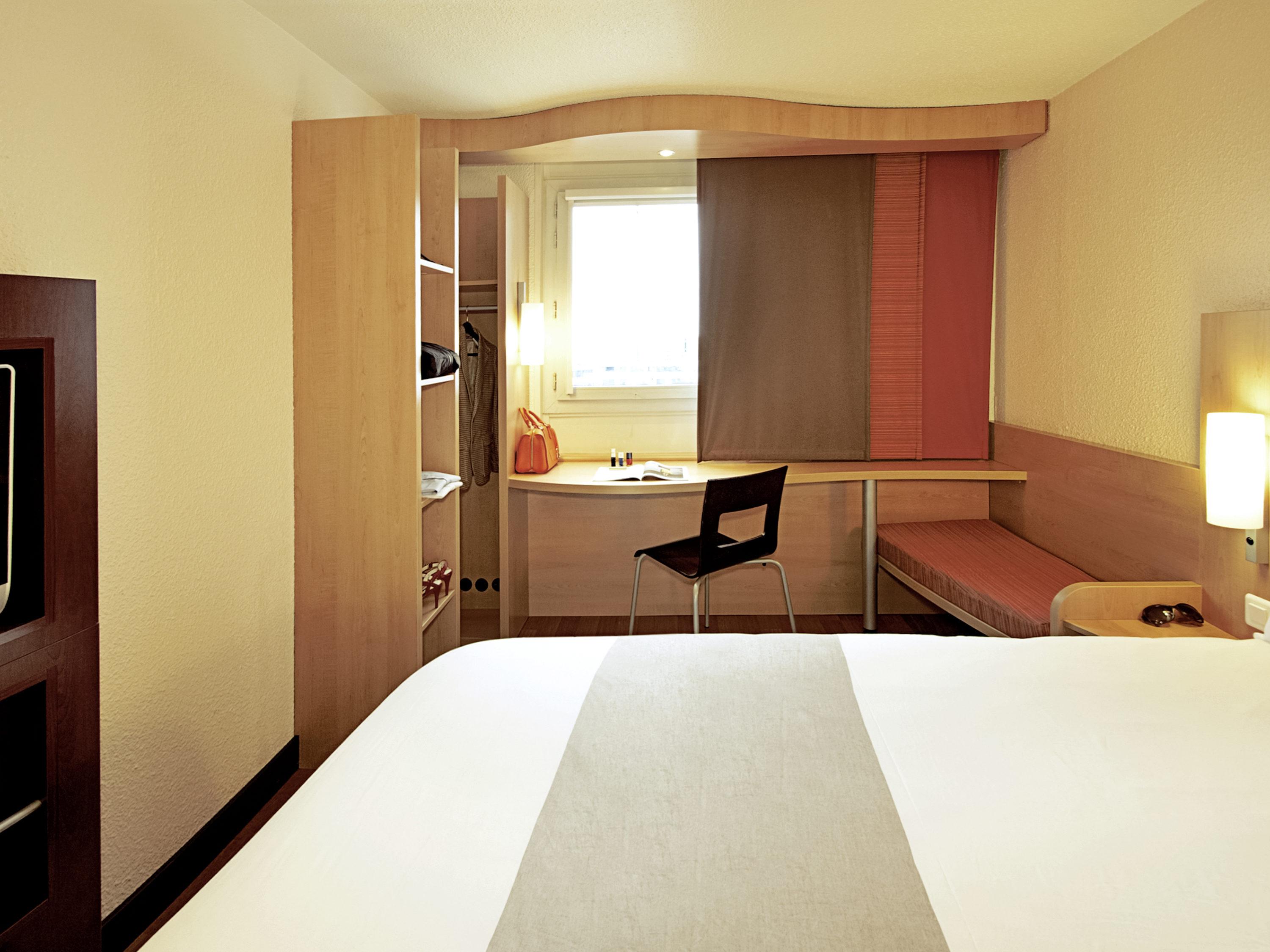Hotel Ibis Nemours Exteriér fotografie