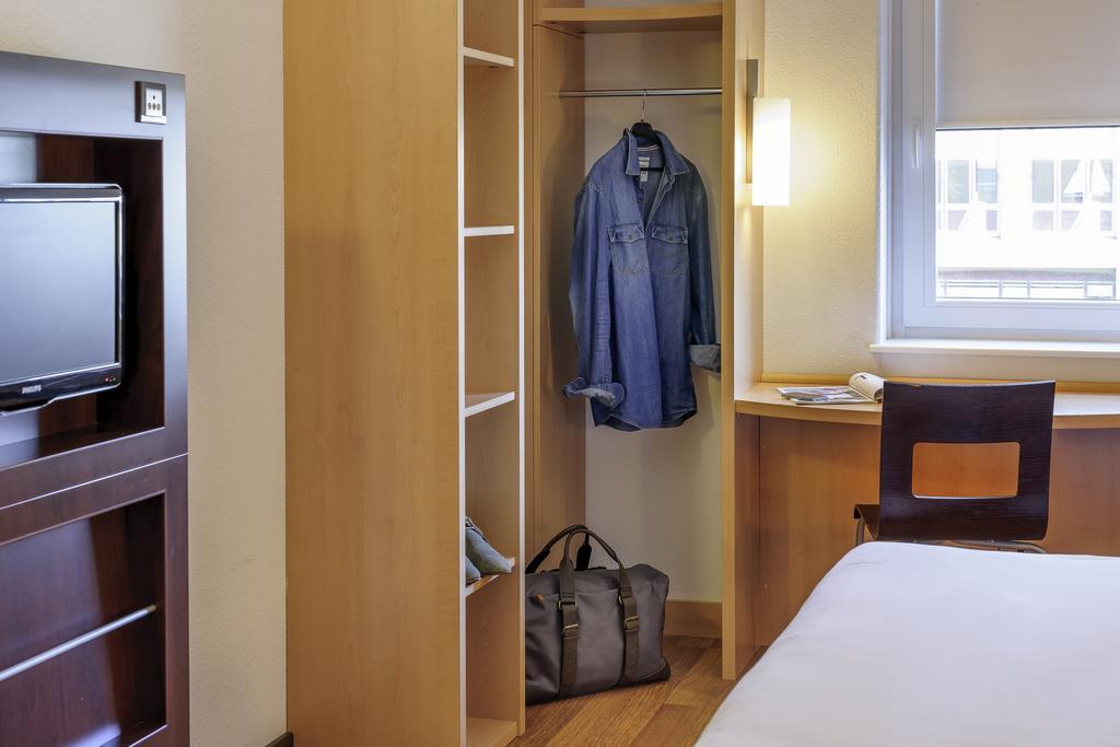 Hotel Ibis Nemours Exteriér fotografie