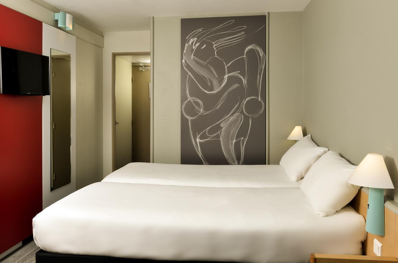 Hotel Ibis Nemours Exteriér fotografie