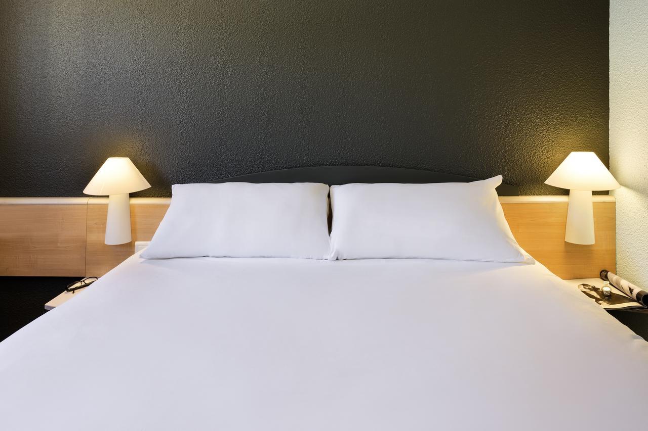 Hotel Ibis Nemours Exteriér fotografie