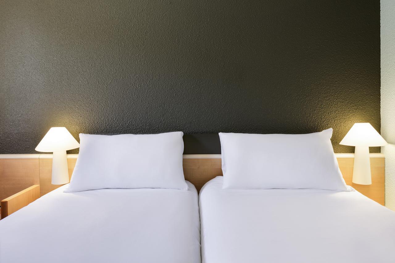 Hotel Ibis Nemours Exteriér fotografie